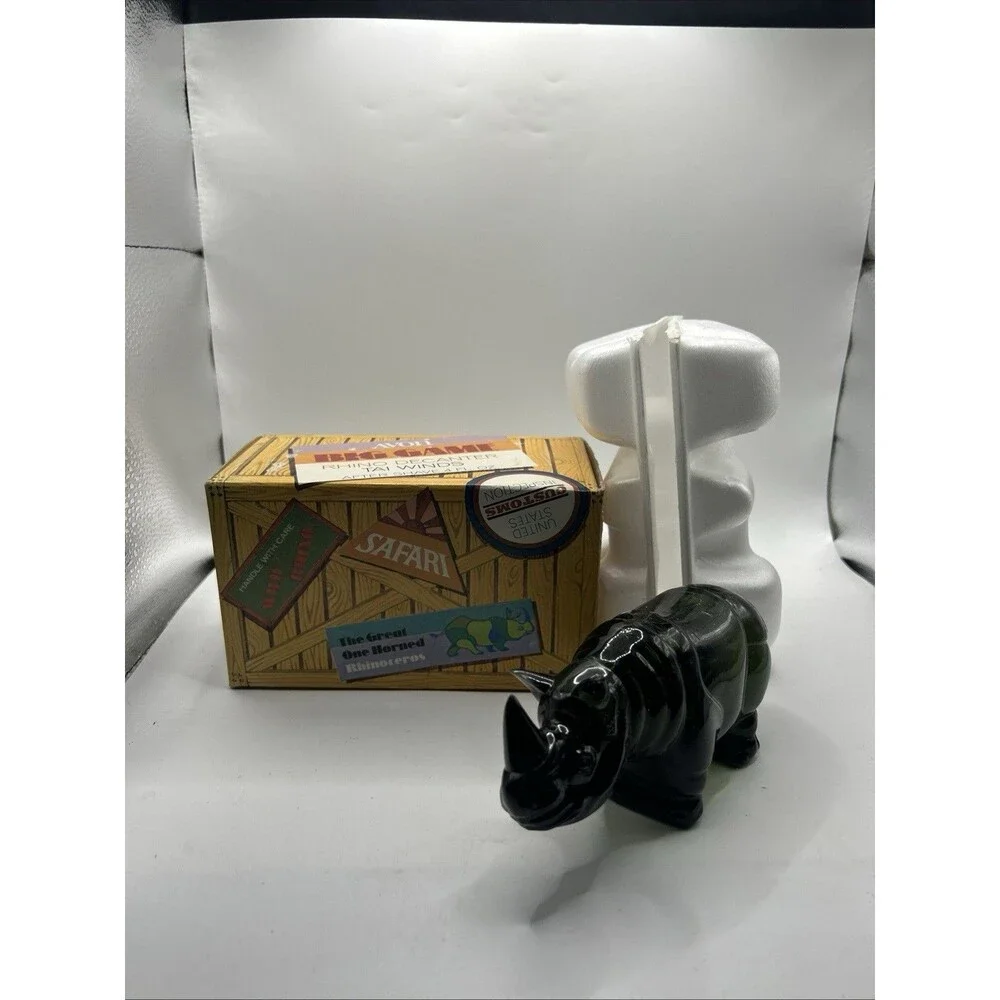 Avon Tai Winds After Shave Vintage 4 oz. Rhino Decanter Bottle Full W/ Box Green